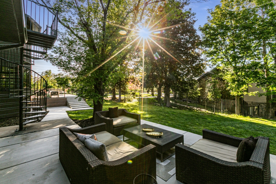 PEPPERWOOD - Residential