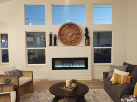 TAYLOR'S GROVE - Residential