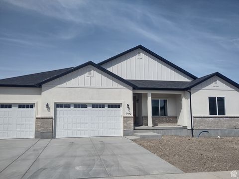 Photo of 1399 W 7240 S, West Jordan, UT 84084 (MLS # 2141349)
