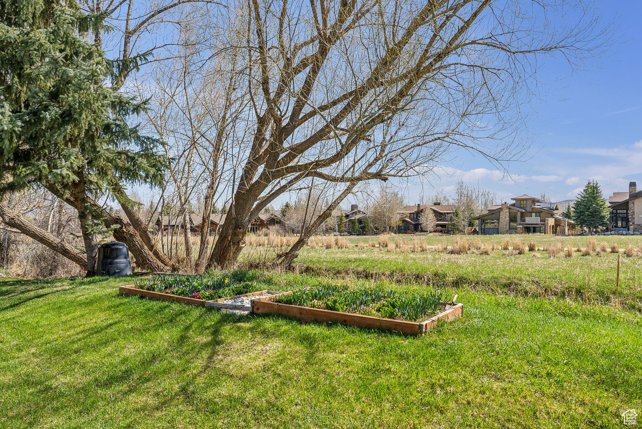 WILLOW BEND EAST - Residential