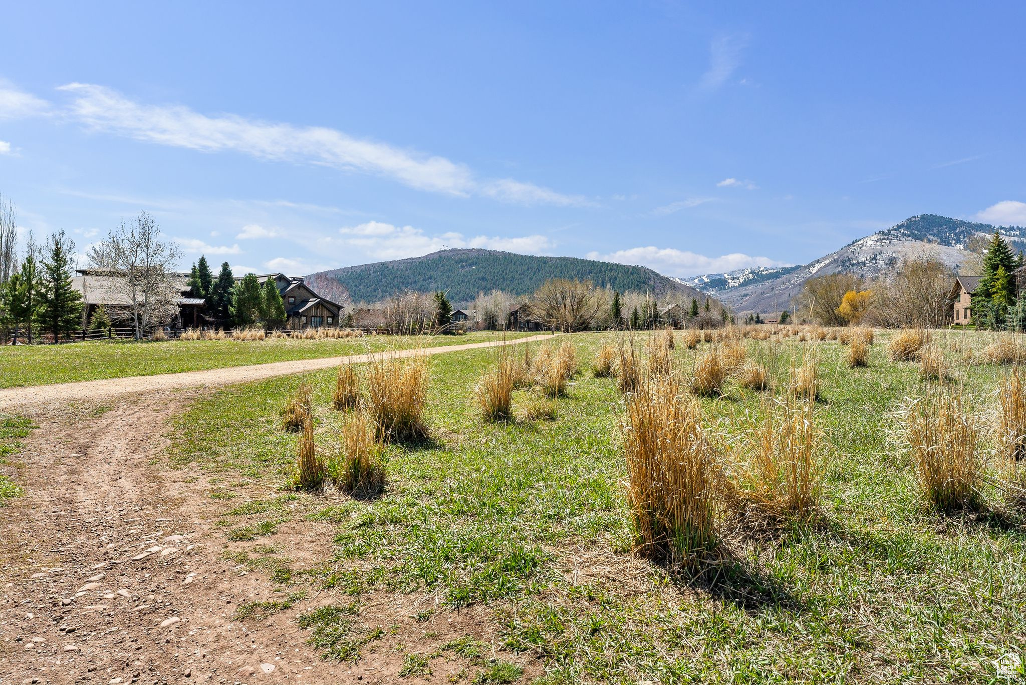 WILLOW BEND EAST - Residential