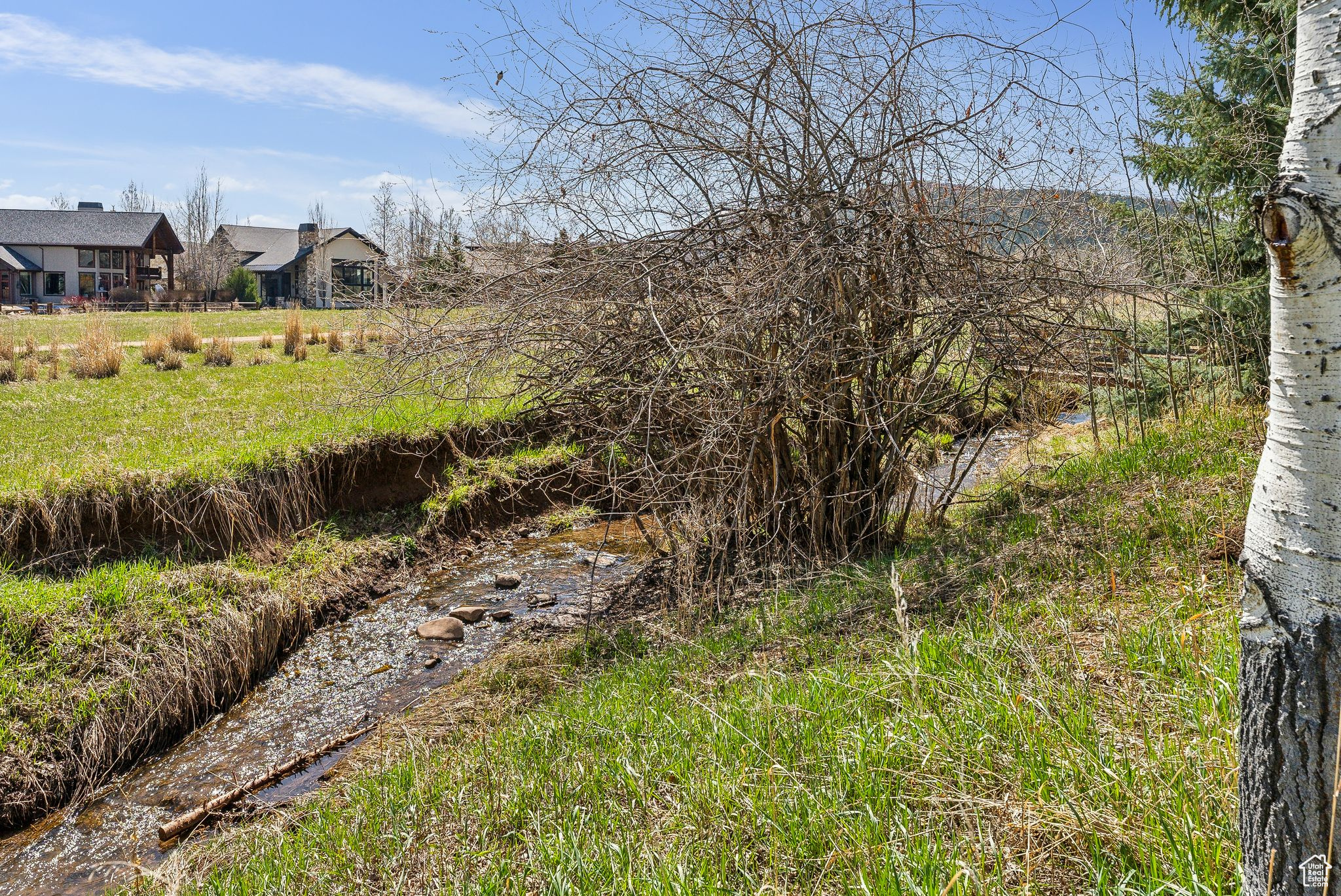 WILLOW BEND EAST - Residential