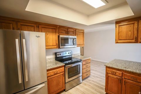 Tiny photo for 3703 GATES CIR, Santa Clara, UT 84765 (MLS # 2135361)