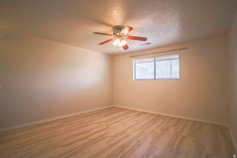 Tiny photo for 3703 GATES CIR, Santa Clara, UT 84765 (MLS # 2135361)