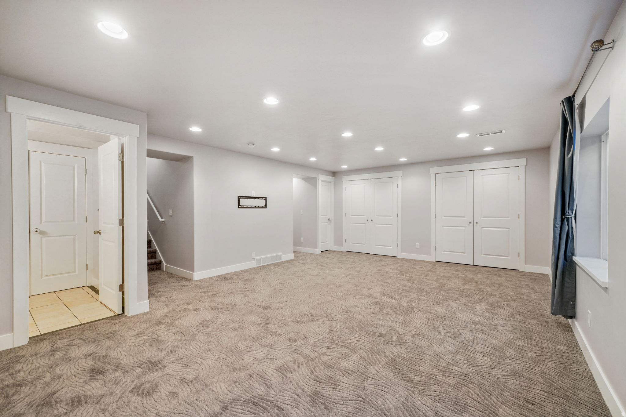 SPRING CREEK - Residential