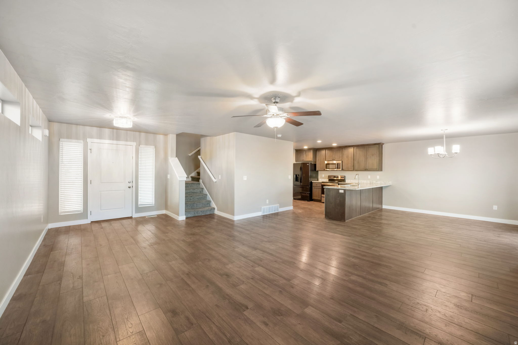 SPRING CREEK - Residential