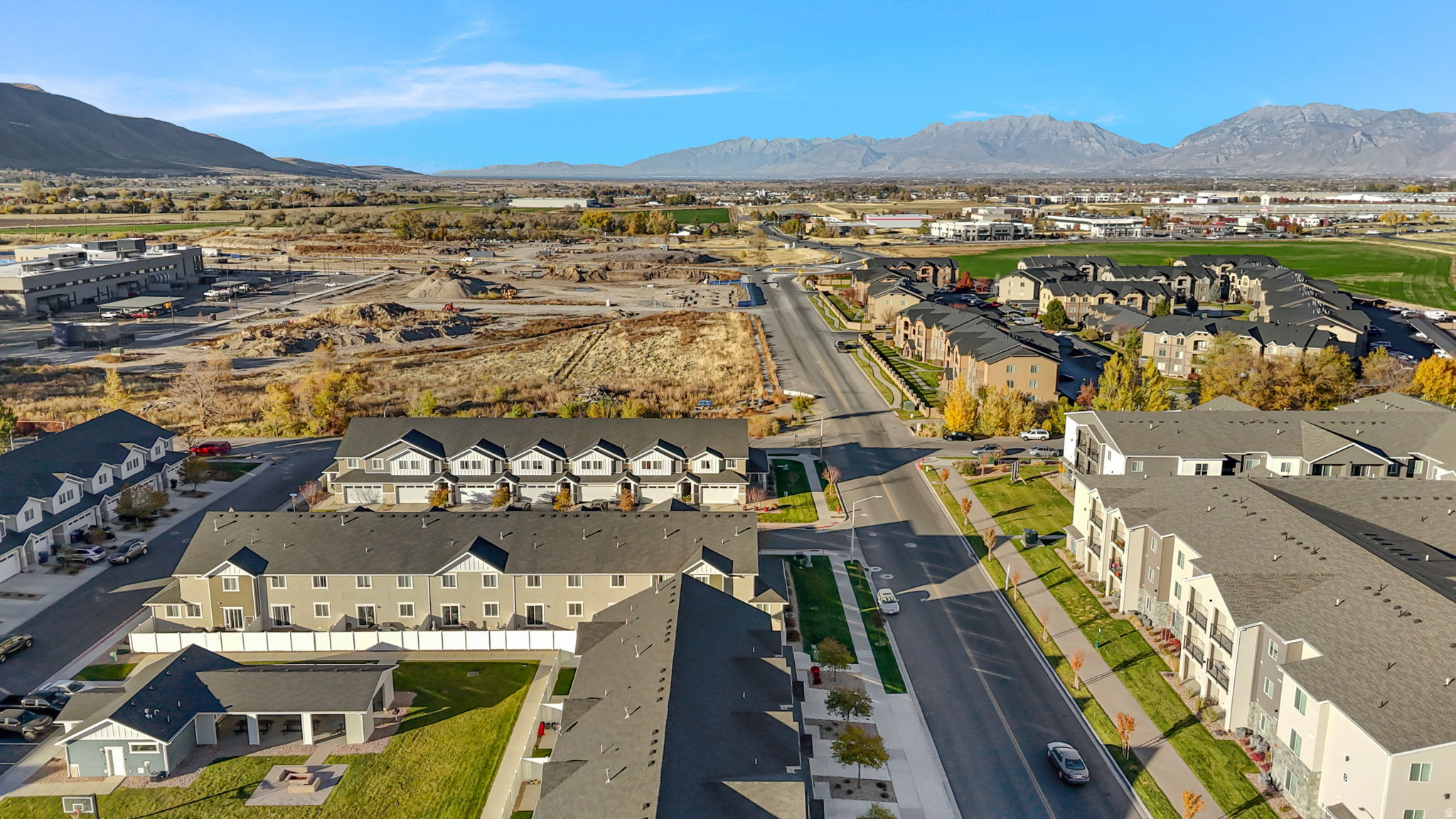 SPRING CREEK - Residential