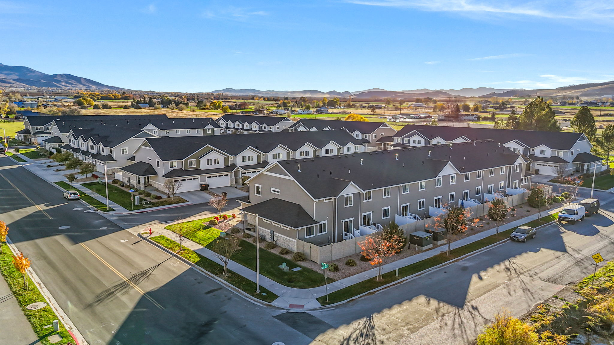 SPRING CREEK - Residential