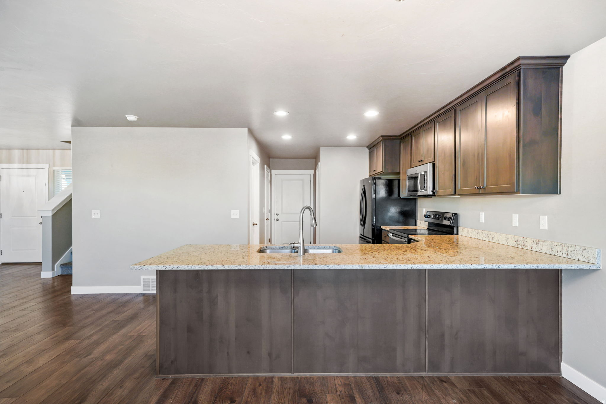 SPRING CREEK - Residential