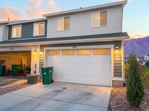 Tiny photo for 1391 S OAKDALE DR #233, Santaquin, UT 84655 (MLS # 2174715)