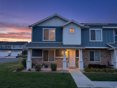 Photo of 1391 S OAKDALE DR #233, Santaquin, UT 84655 (MLS # 2174715)