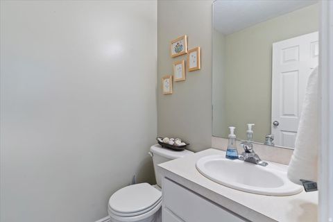 Tiny photo for 2647 S 1175 W, Syracuse, UT 84075 (MLS # 2142890)