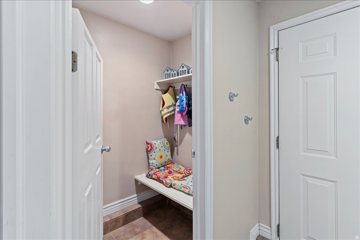 EAGLE'S NEST - Residential