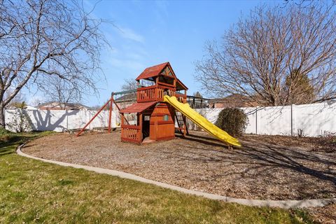 Tiny photo for 2647 S 1175 W, Syracuse, UT 84075 (MLS # 2142890)
