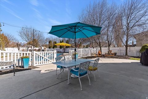 Tiny photo for 2647 S 1175 W, Syracuse, UT 84075 (MLS # 2142890)