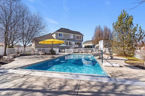 Tiny photo for 2647 S 1175 W, Syracuse, UT 84075 (MLS # 2142890)