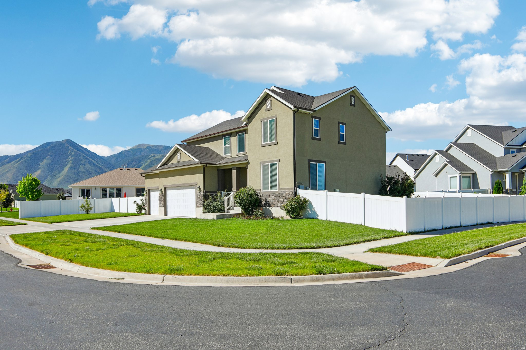 MAPLE PARK ESTATES - Residential