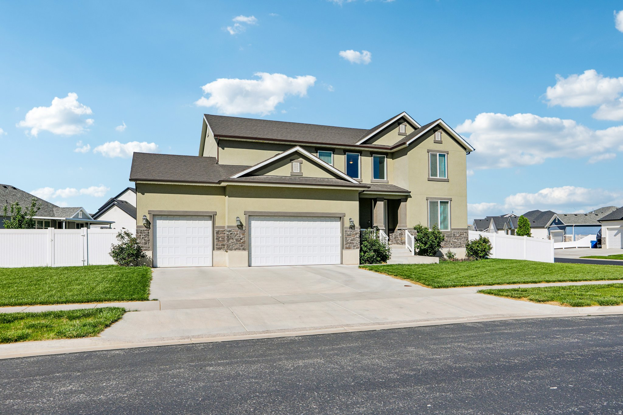 MAPLE PARK ESTATES - Residential
