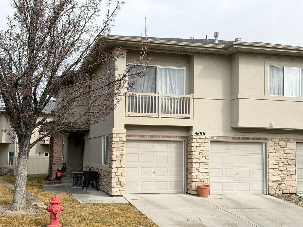 Photo of 4896 W ASPEN SPRINGS DR, Riverton, UT 84096 (MLS # 2137072)