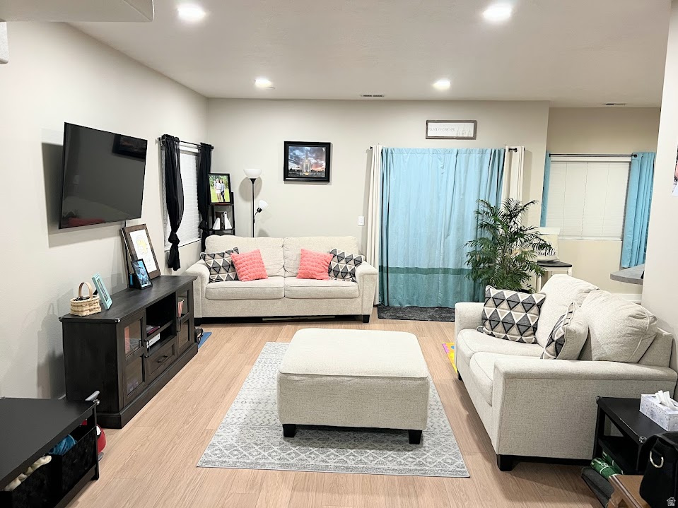 ASPEN SPRINGS PHASE - Residential