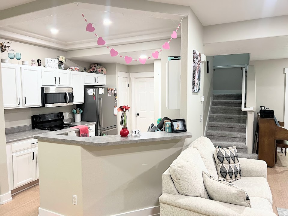 ASPEN SPRINGS PHASE - Residential