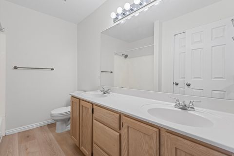 Tiny photo for 815 S CANYON RD, Payson, UT 84651 (MLS # 2132235)