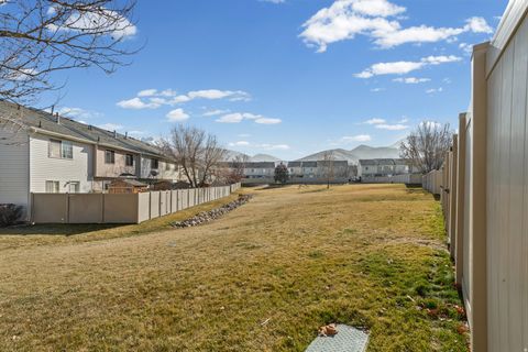 Tiny photo for 815 S CANYON RD, Payson, UT 84651 (MLS # 2132235)