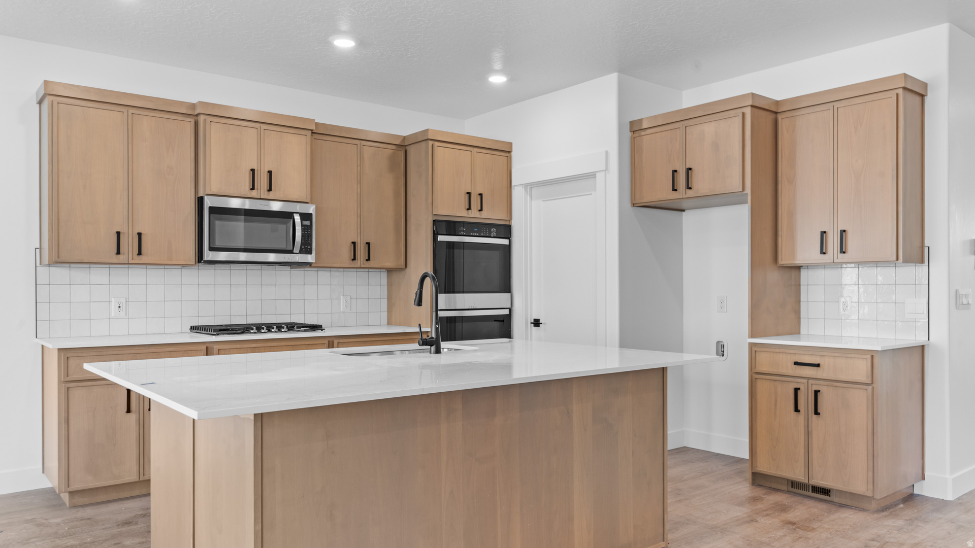 RILEY PARK - Residential