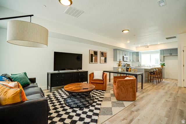 Photo of 971 W 1700 S #121, Salt Lake City, UT 84104 (MLS # 2184720)