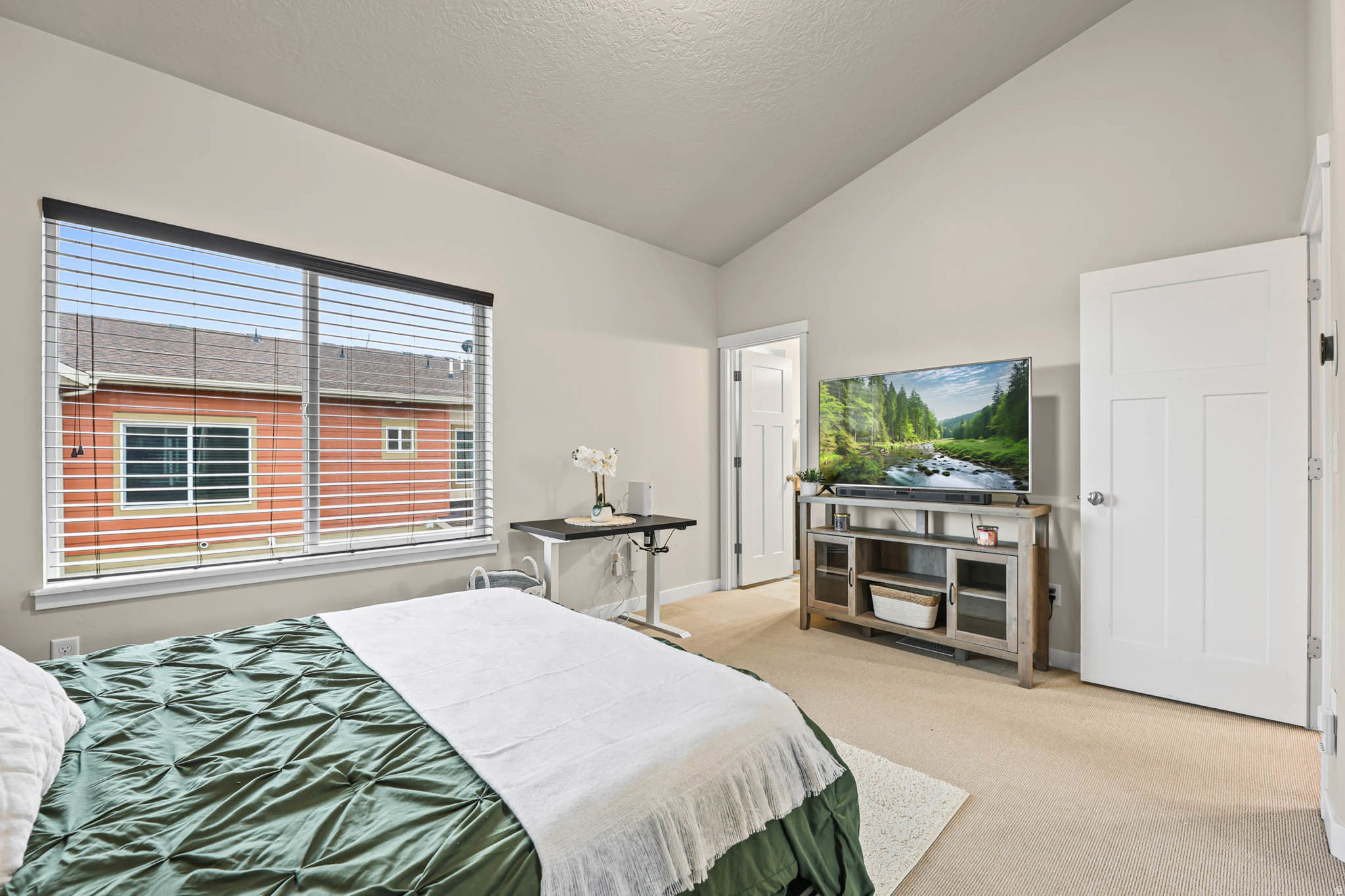 SUMMERLANE - Residential