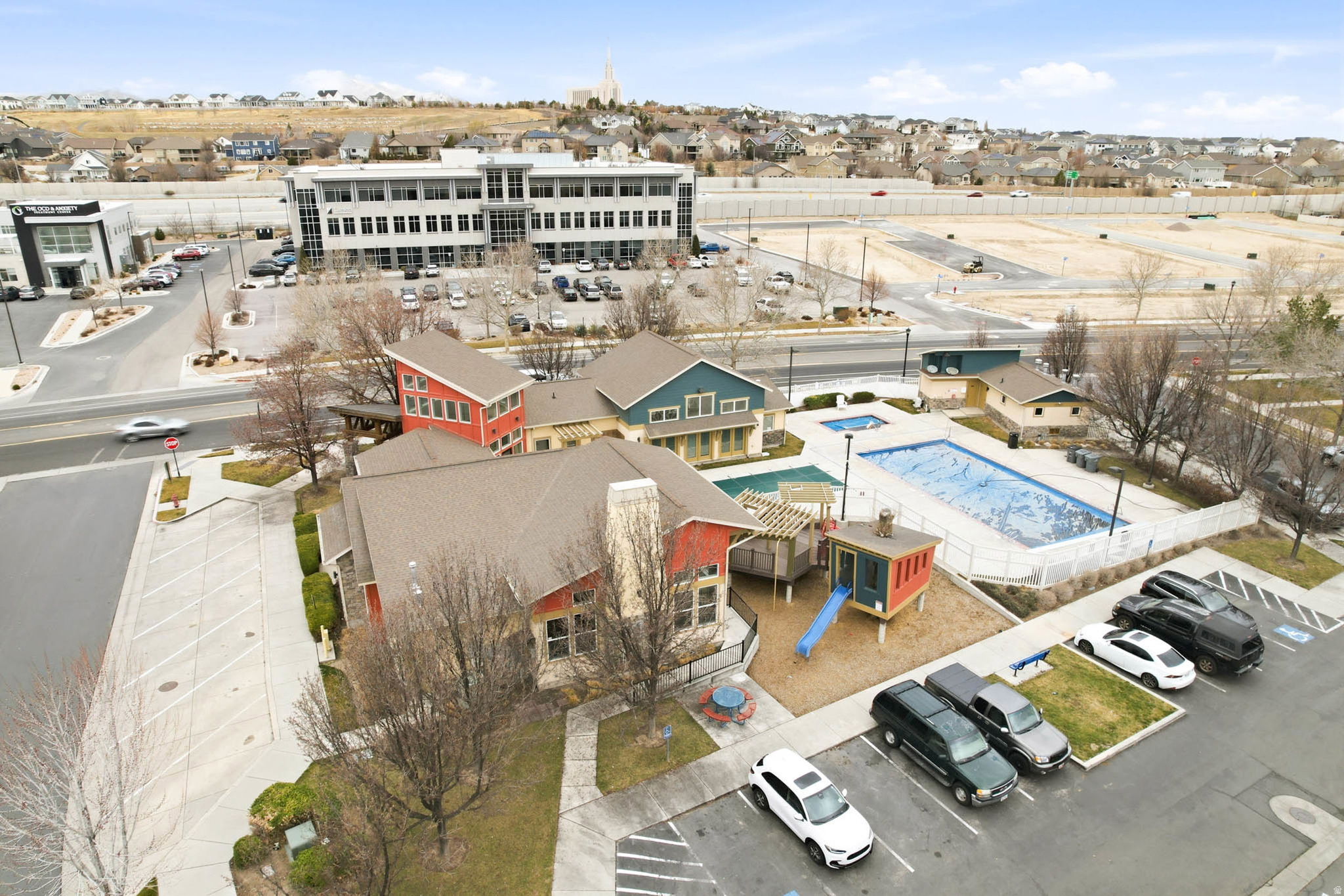 SUMMERLANE - Residential