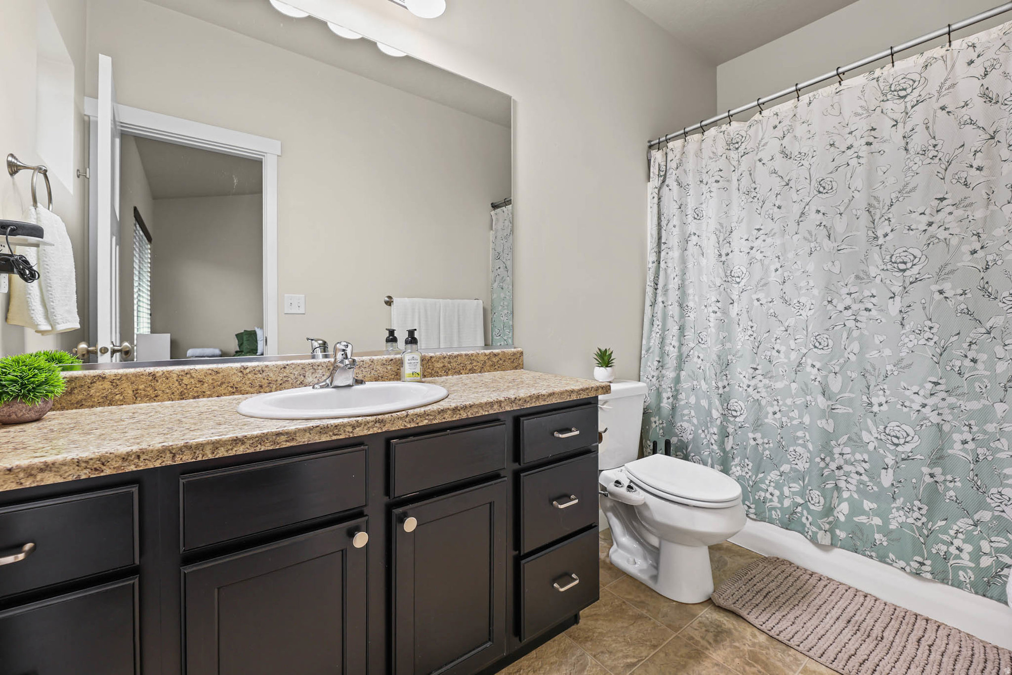 SUMMERLANE - Residential