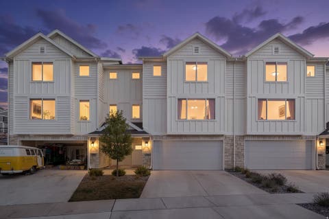 Tiny photo for 1016 W SHADOW LN, Lehi, UT 84048 (MLS # 2173055)