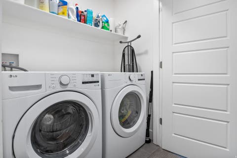 Tiny photo for 1016 W SHADOW LN, Lehi, UT 84048 (MLS # 2173055)