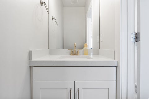 Tiny photo for 1016 W SHADOW LN, Lehi, UT 84048 (MLS # 2173055)