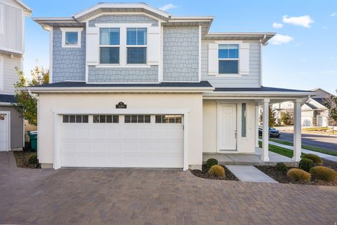 Photo of 3199 W 2450 N, Lehi, UT 84043 (MLS # 2121388)