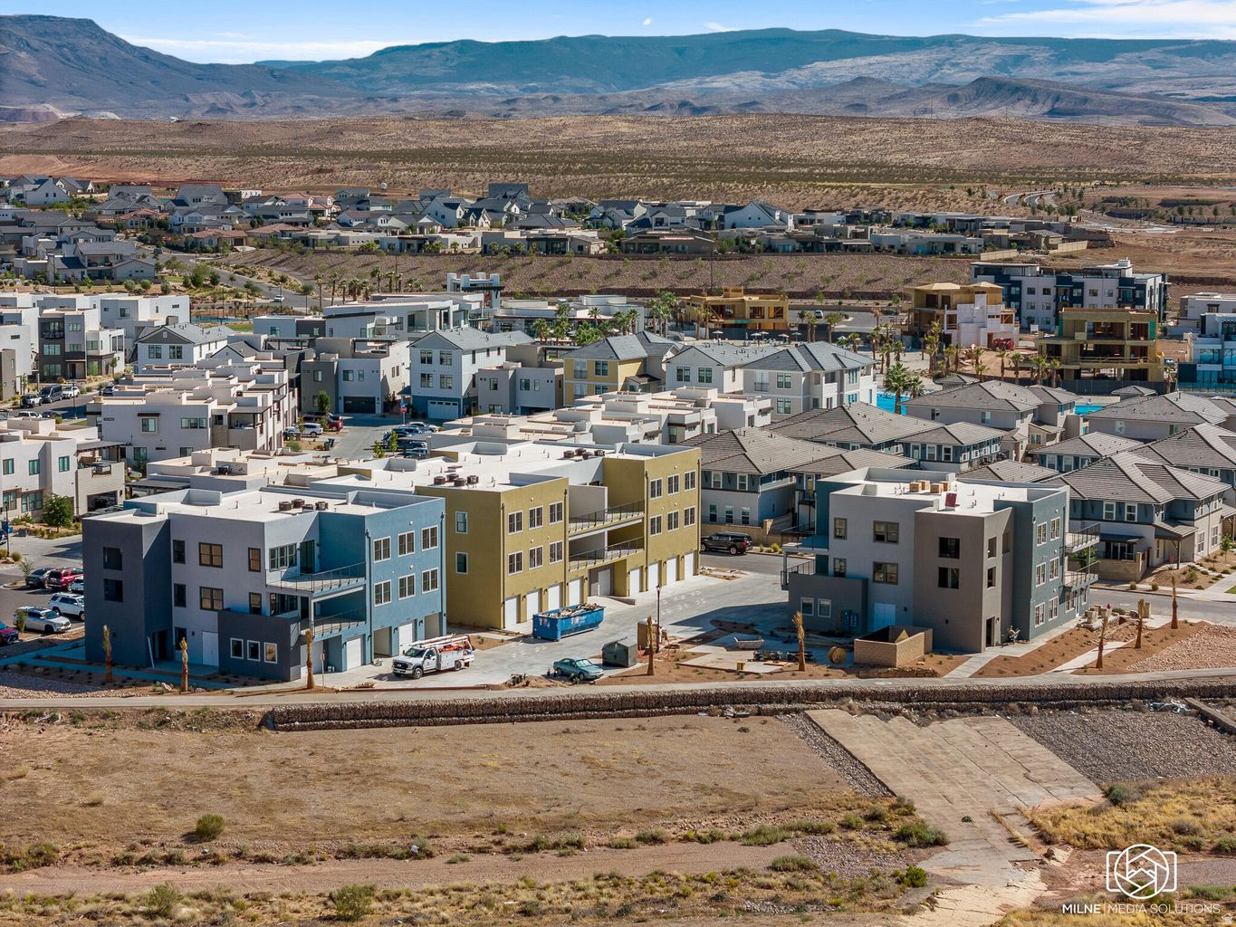 DESERT COLOR RESORT CONDOMINIUMS 2D - Residential