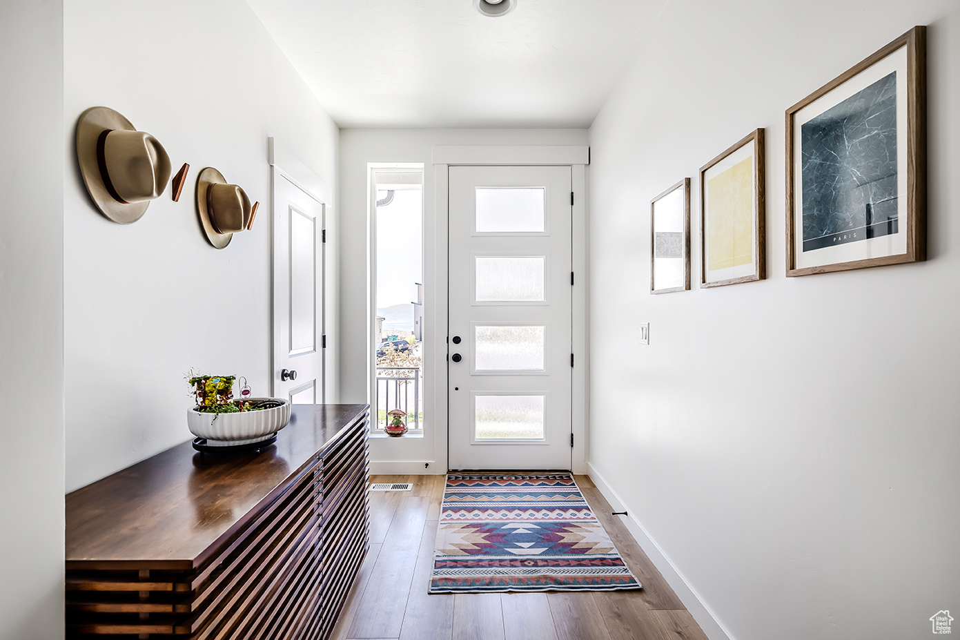 CANYON POINT - Residential