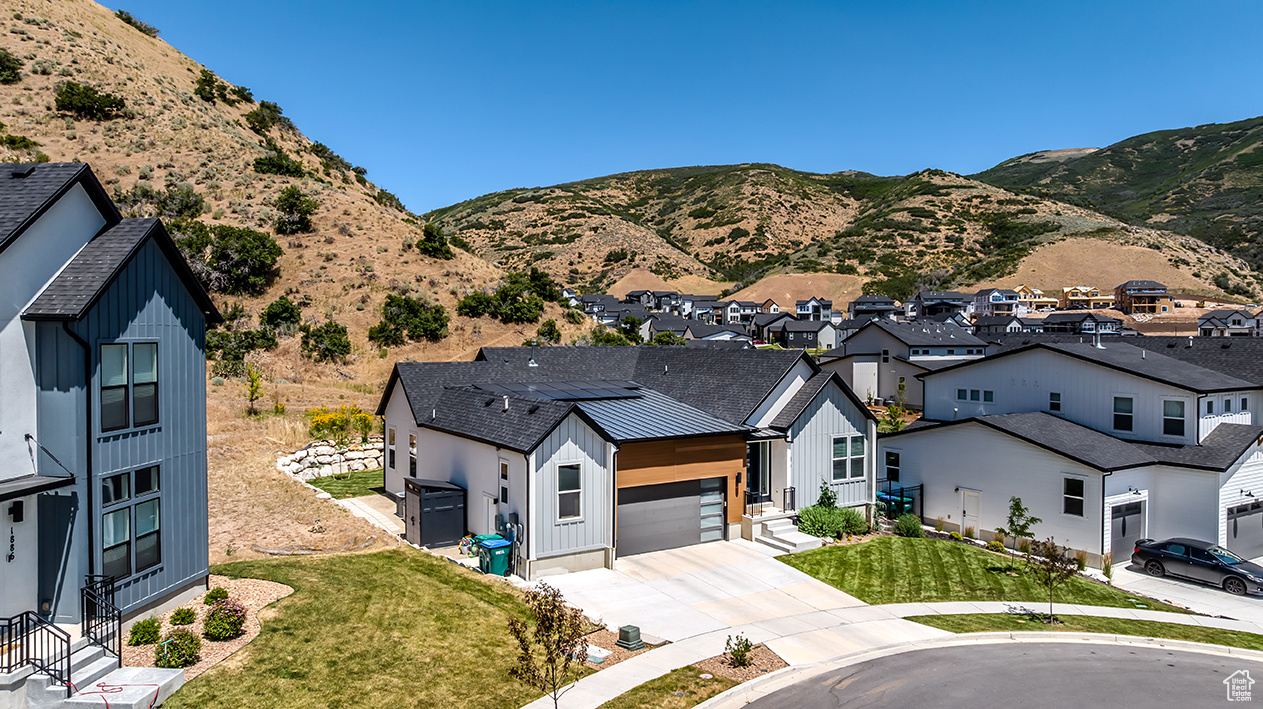 CANYON POINT - Residential