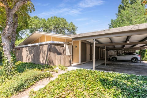 Tiny photo for 302 E PEACH LN S, Bountiful, UT 84010 (MLS # 2168231)