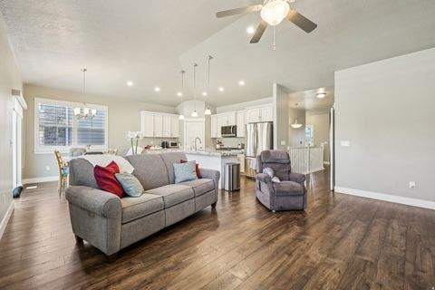 Tiny photo for 11737 S NIGEL PEAK LN E, Draper, UT 84020 (MLS # 2131463)