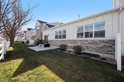 Tiny photo for 11737 S NIGEL PEAK LN E, Draper, UT 84020 (MLS # 2131463)