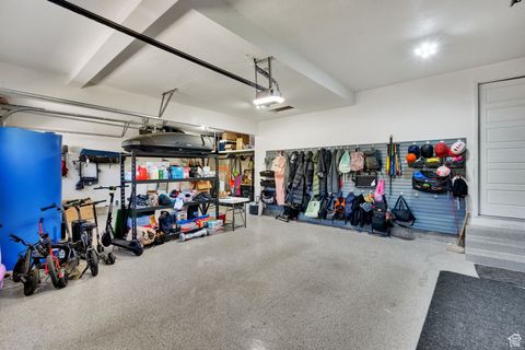 Tiny photo for 497 N STONE CREEK CIR, Bountiful, UT 84010 (MLS # 2116895)