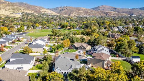 Tiny photo for 497 N STONE CREEK CIR, Bountiful, UT 84010 (MLS # 2116895)