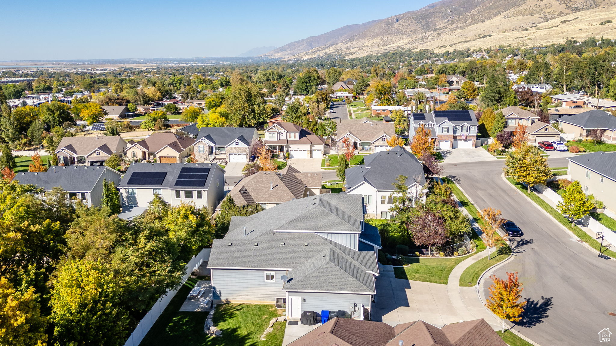 VILLAS AT STONE CREEK - Residential
