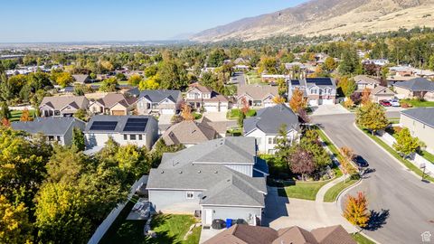 Tiny photo for 497 N STONE CREEK CIR, Bountiful, UT 84010 (MLS # 2116895)