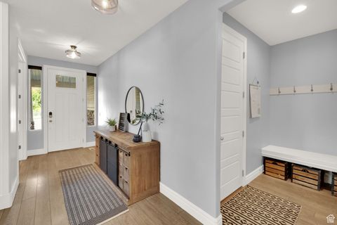 Tiny photo for 497 N STONE CREEK CIR, Bountiful, UT 84010 (MLS # 2116895)