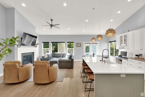 Tiny photo for 497 N STONE CREEK CIR, Bountiful, UT 84010 (MLS # 2116895)