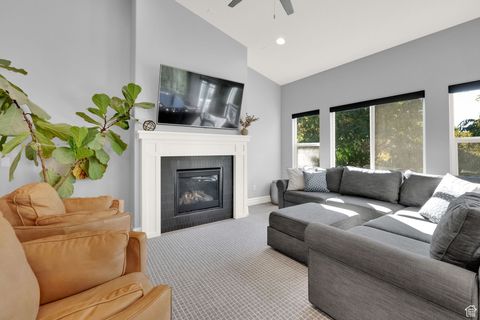 Tiny photo for 497 N STONE CREEK CIR, Bountiful, UT 84010 (MLS # 2116895)