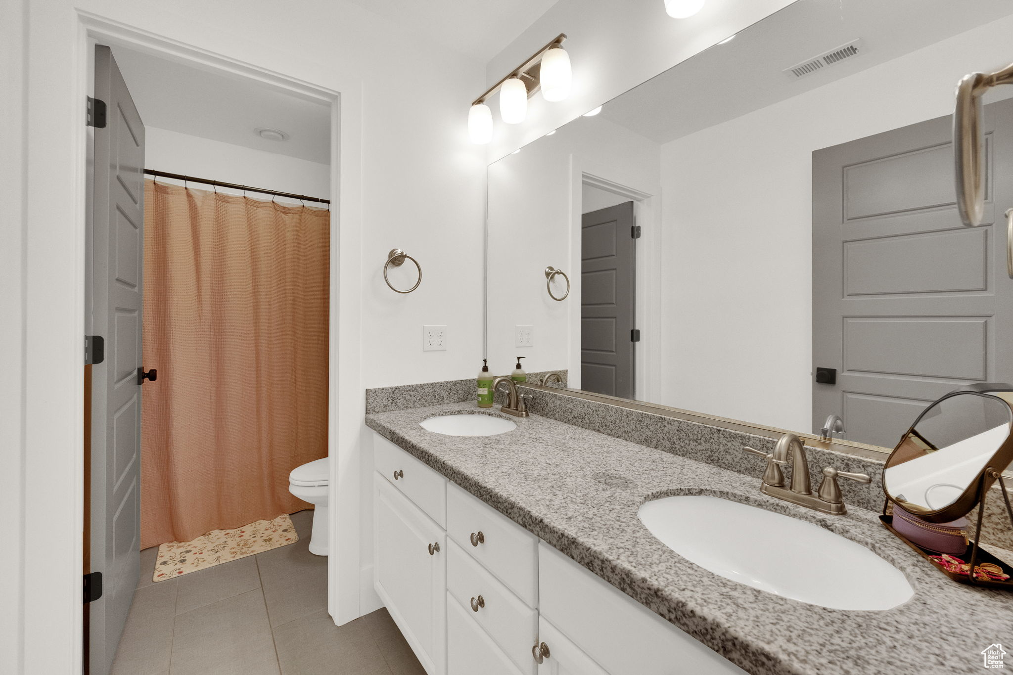 VILLAS AT STONE CREEK - Residential
